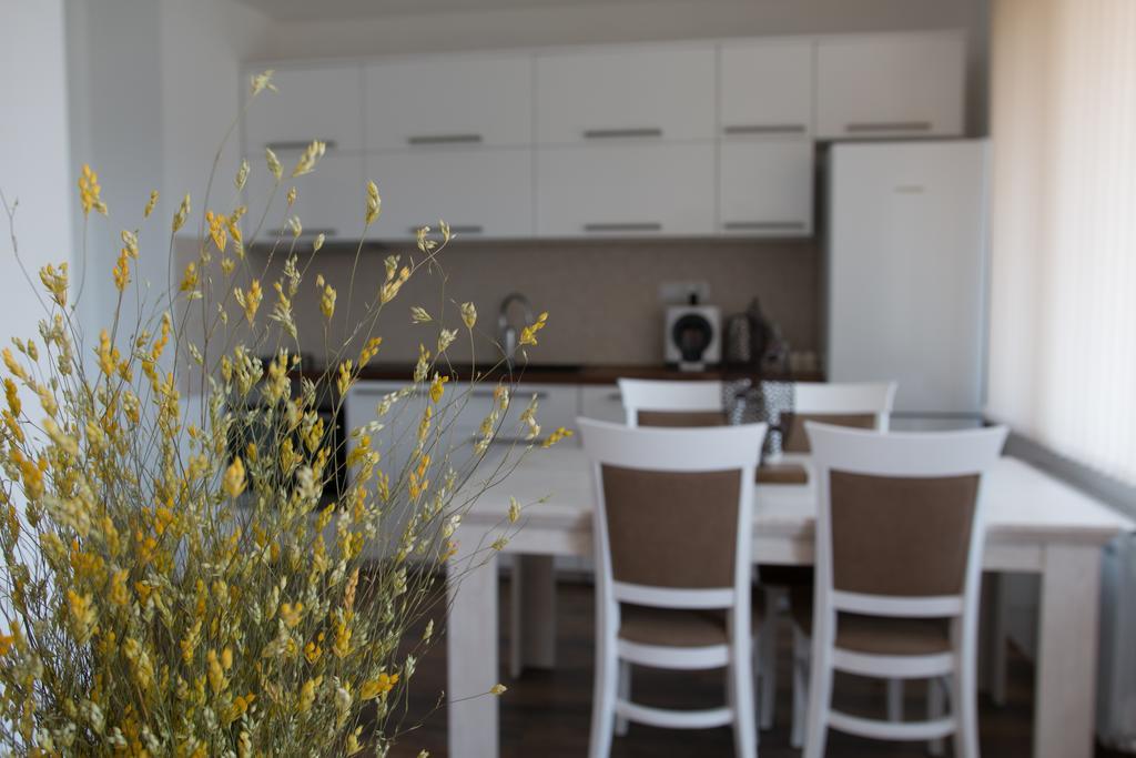 Square View Apartman Kazanlak Kültér fotó